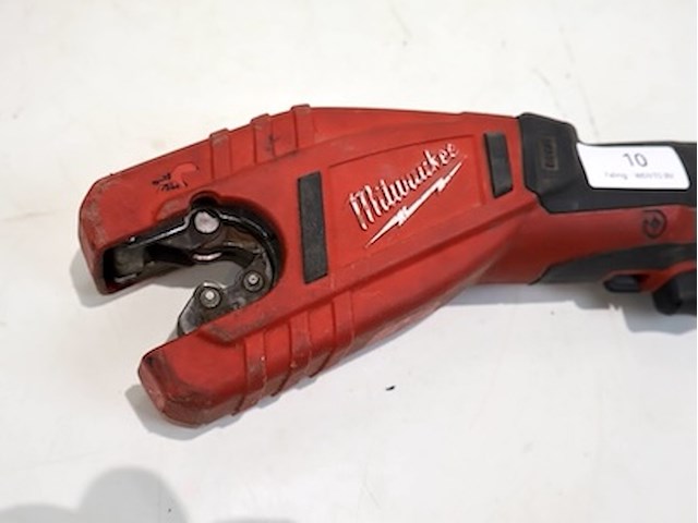Milwaukee pijpsnijder - afbeelding 2 van  4