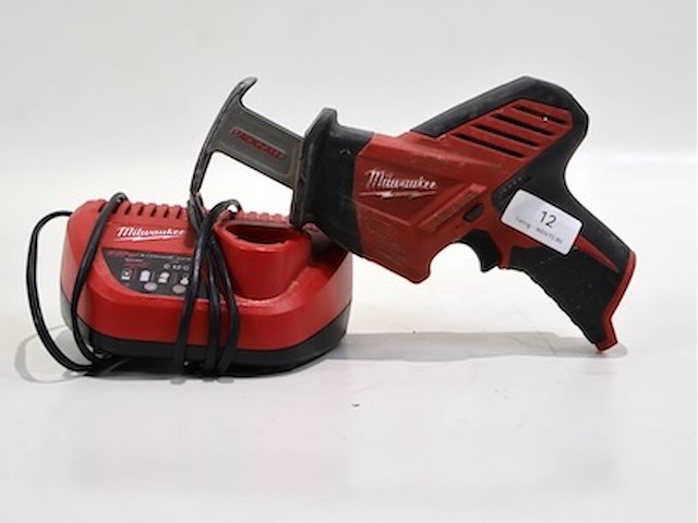 Milwaukee reciprozaag - afbeelding 1 van  4