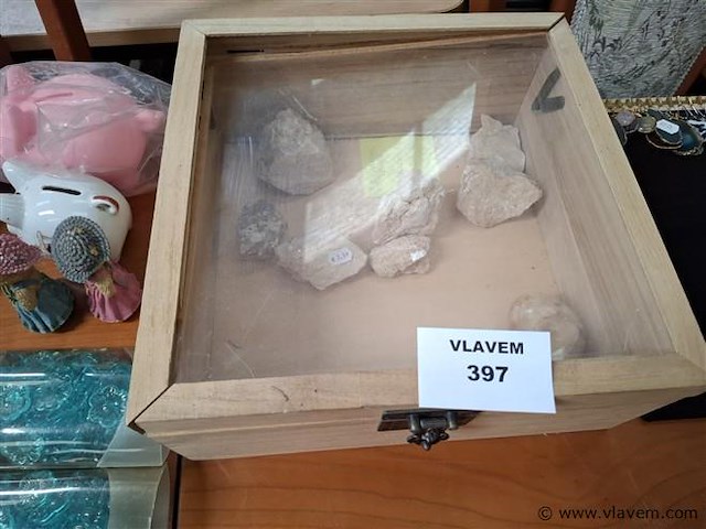Mineralen - afbeelding 1 van  2