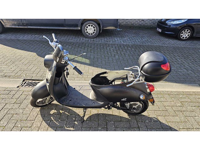 Minerva - elektrische brommer - afbeelding 1 van  1