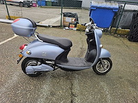 Minerva - elektrische brommer - afbeelding 1 van  7