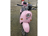 Minerva - elektrische brommer - afbeelding 2 van  7