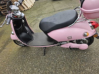 Minerva - elektrische brommer - afbeelding 5 van  7