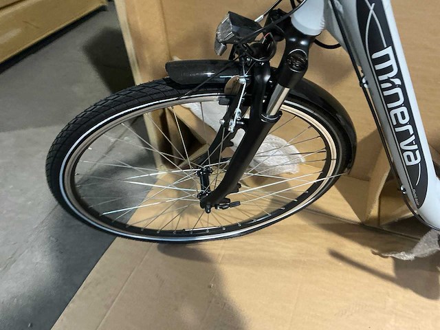 Minerva 28” estrel lady elektrische fiets (2x) - afbeelding 9 van  10