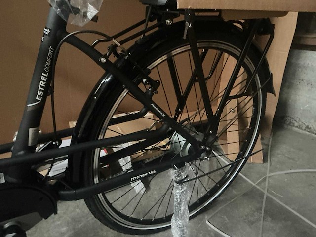Minerva estrel comfort 28" black electrische fiets (2x) - afbeelding 5 van  8