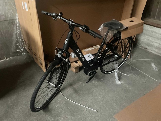 Minerva estrel comfort 28" black electrische fiets (3x) - afbeelding 1 van  8