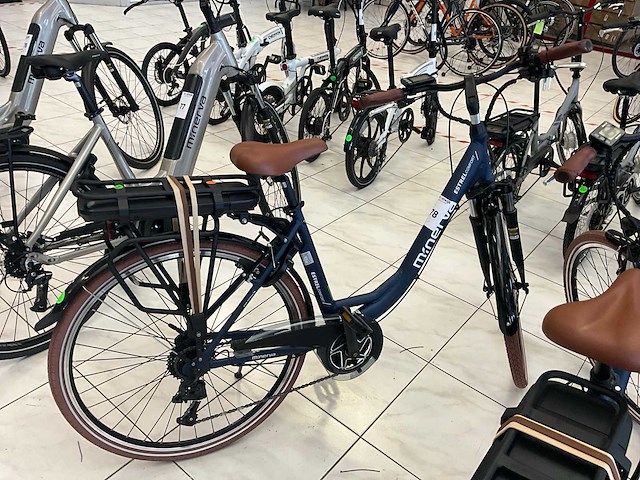 Minerva estrel comfort elektrische fiets ongebruikt (2x) - afbeelding 1 van  6