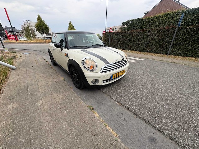 Mini - 3-deurs - 1.6 cooper - car - 2008 - afbeelding 1 van  8