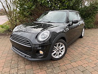 Mini - cooper - one - car - 2018 - afbeelding 1 van  3