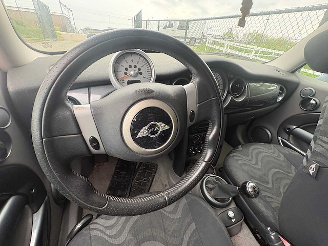 Mini - mini - 1.6 one pepper - car - 2003 - afbeelding 13 van  13