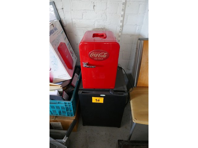 Mini bar + mini koelkast coca cola - - afbeelding 1 van  5
