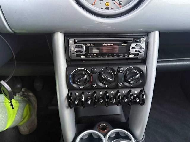 Mini cooper - 2002 - r53 - personenauto - afbeelding 14 van  22