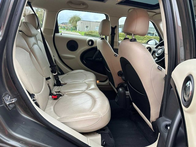 Mini cooper - 2012 - countryman - personenauto - afbeelding 15 van  31