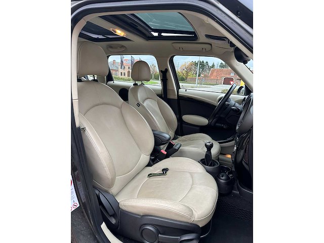 Mini cooper - 2012 - countryman - personenauto - afbeelding 16 van  31