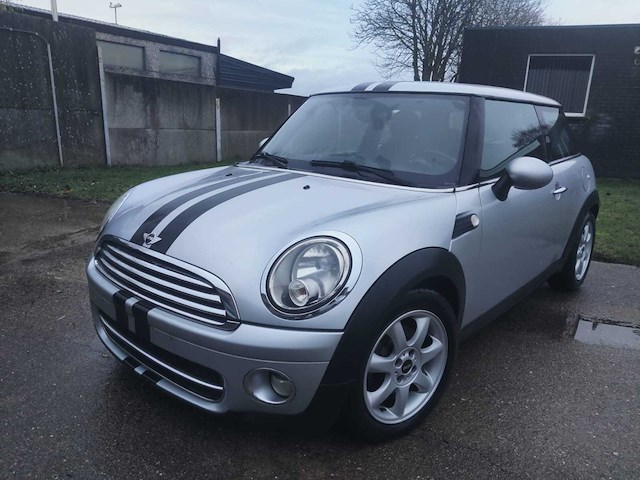 Mini cooper - cooper d - mini-n - car - 2009 - afbeelding 1 van  13