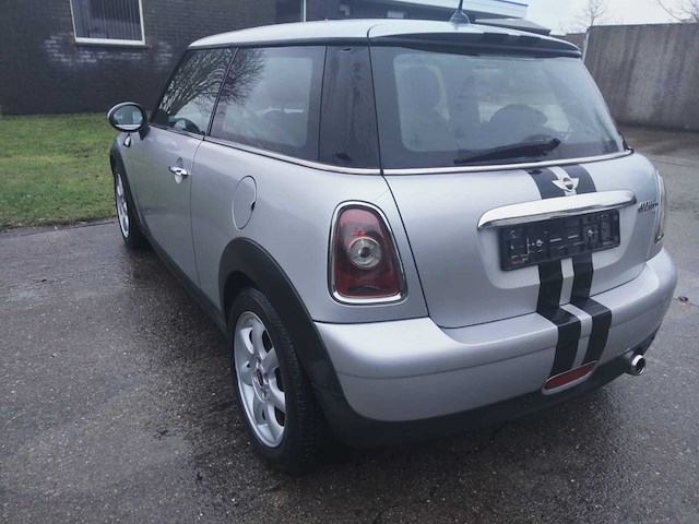 Mini cooper - cooper d - mini-n - car - 2009 - afbeelding 8 van  13