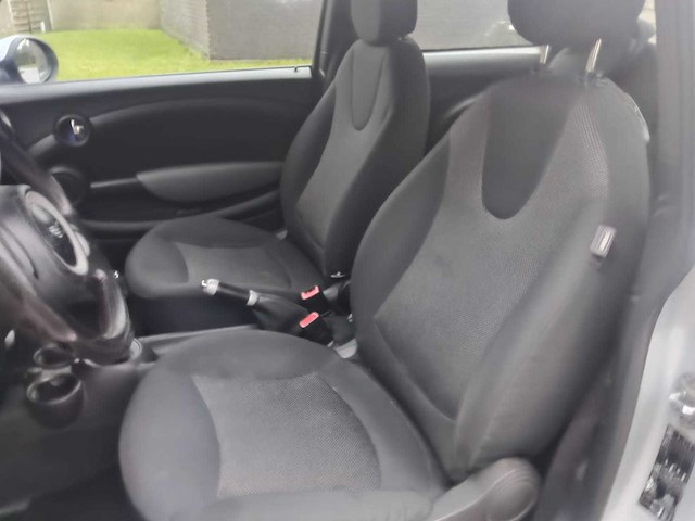 Mini cooper - cooper d - mini-n - car - 2009 - afbeelding 9 van  13