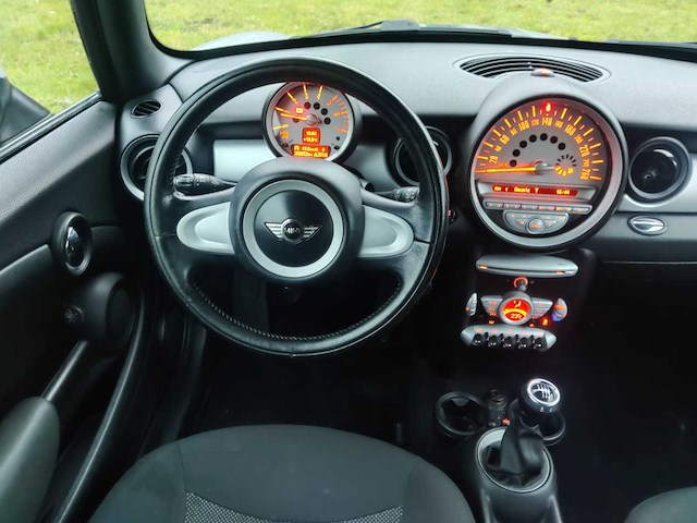 Mini cooper - cooper d - mini-n - car - 2009 - afbeelding 9 van  13