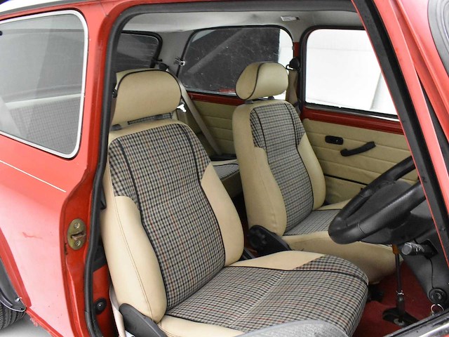 Mini cooper 1.3 mpi - afbeelding 14 van  39