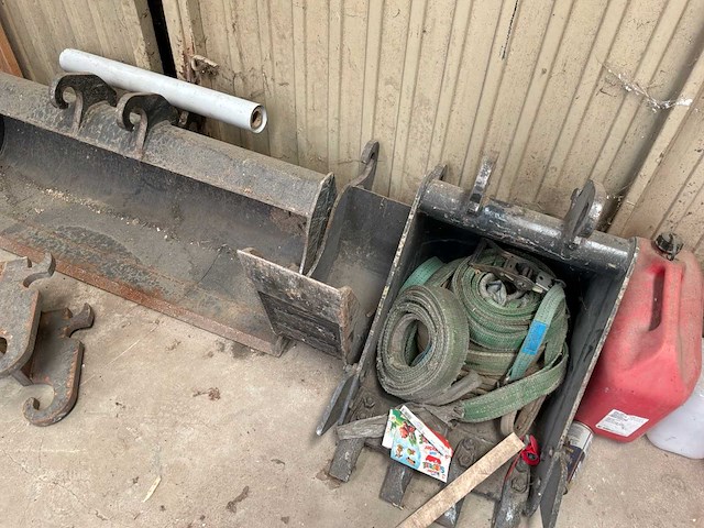 Mini excavator - afbeelding 16 van  23
