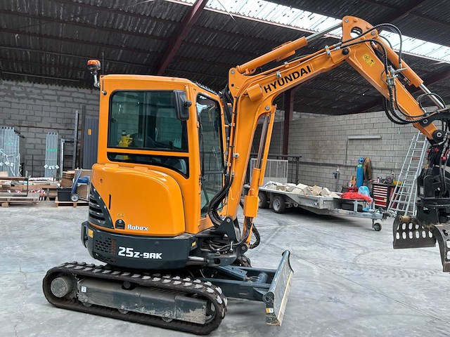 Mini excavator - afbeelding 20 van  23