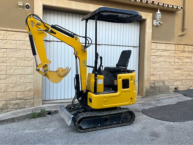 Mini excavator - afbeelding 1 van  6