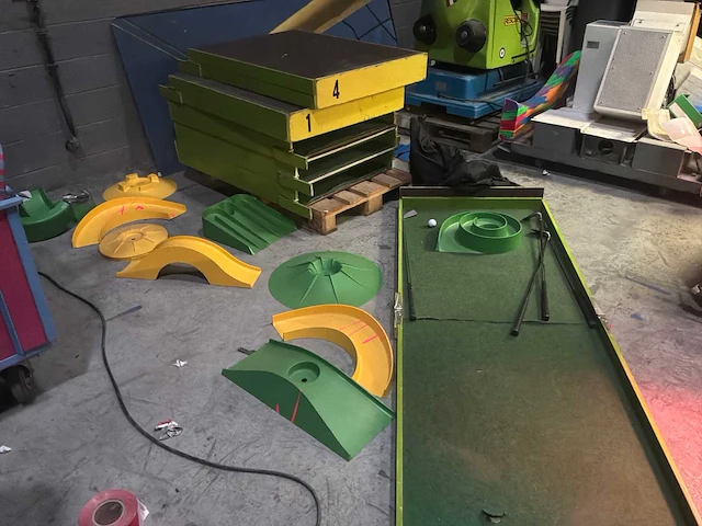 Mini golf parcours (6x) - afbeelding 2 van  5
