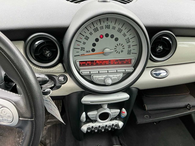 Mini mini-n personenauto - afbeelding 3 van  13