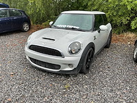 Mini mini-n personenauto