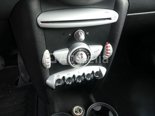 Mini one car (2010-208,377 km) - afbeelding 15 van  25