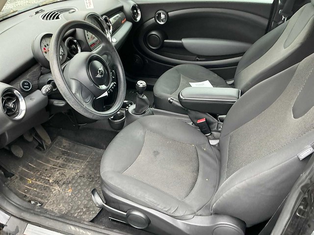 Mini one d personenauto - afbeelding 2 van  14