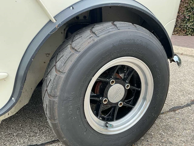 Mini van oldtimer - afbeelding 19 van  33