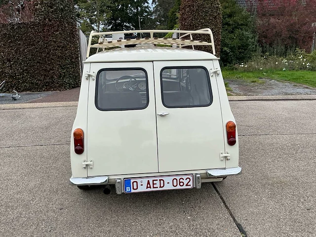 Mini van oldtimer - afbeelding 28 van  33