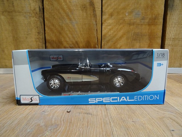 Miniatuur auto maisto - afbeelding 1 van  3