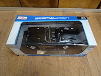 Miniatuur auto maisto - afbeelding 2 van  3