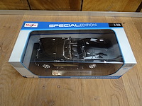 Miniatuur auto maisto - afbeelding 3 van  3