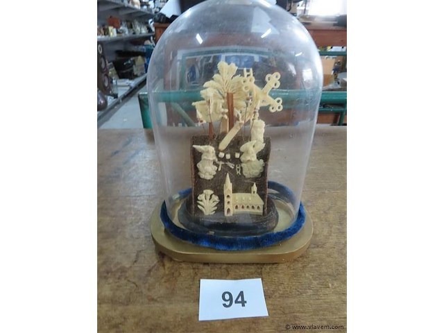 Miniatuur onder stolp h 27cm - afbeelding 1 van  3