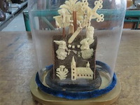 Miniatuur onder stolp h 27cm - afbeelding 1 van  3