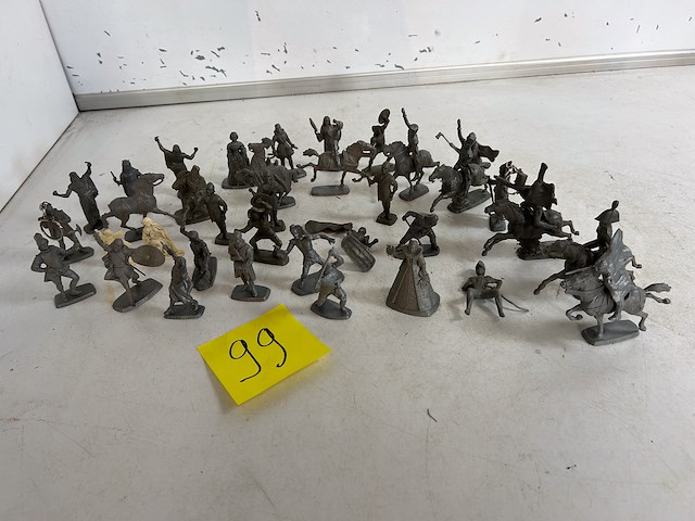 Miniatuur popjes koffie storme - afbeelding 1 van  2