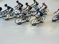 Miniatuur wielrenner (9x) - afbeelding 2 van  4