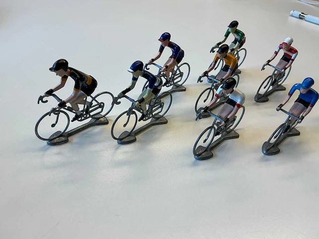 Miniatuur wielrenner (9x) - afbeelding 3 van  4
