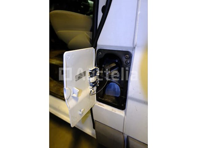 Minibus opel vivaro 1.9 cdti (2005-82.238 km)(vin:w0lj7aca65v626998) - afbeelding 13 van  39