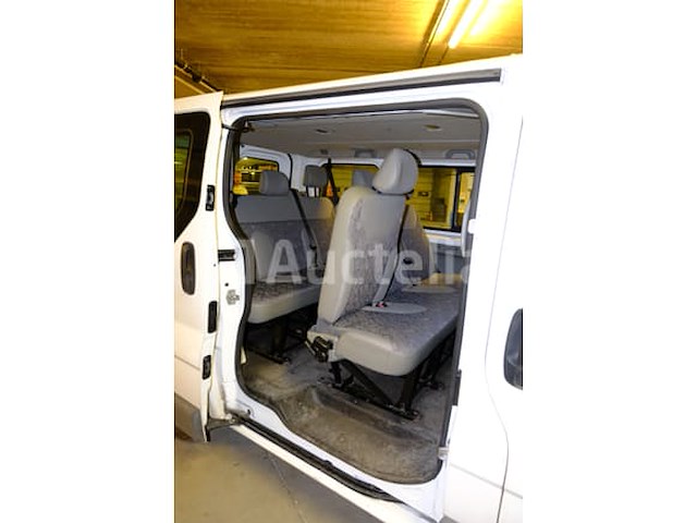 Minibus opel vivaro 1.9 cdti (2005-82.238 km)(vin:w0lj7aca65v626998) - afbeelding 26 van  39