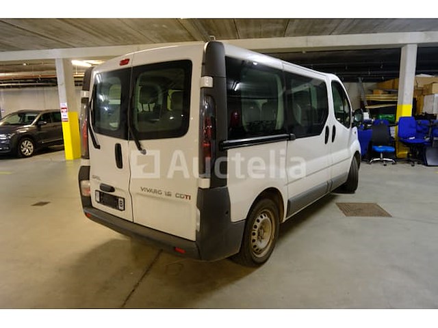 Minibus opel vivaro 1.9 cdti (2005-82.238 km)(vin:w0lj7aca65v626998) - afbeelding 4 van  39