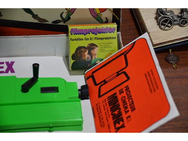 Minicinex projector in originele doos - afbeelding 3 van  4