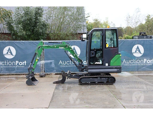 Minigraver aameck f22 diesel 13.4kw 2026 nieuw - afbeelding 1 van  1