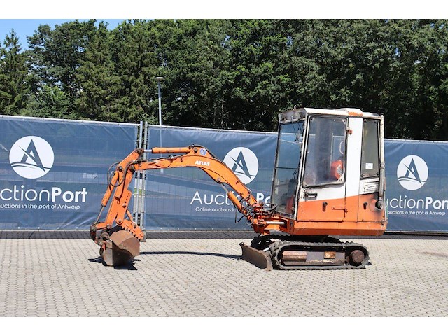 Minigraver atlas r404 diesel 11.9kw 1992 - afbeelding 1 van  1