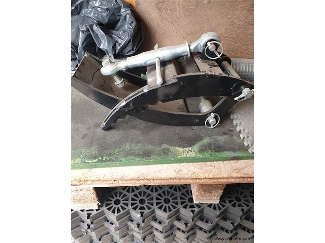 Minigraver benzine - 548 uren - accu defect - afbeelding 4 van  4