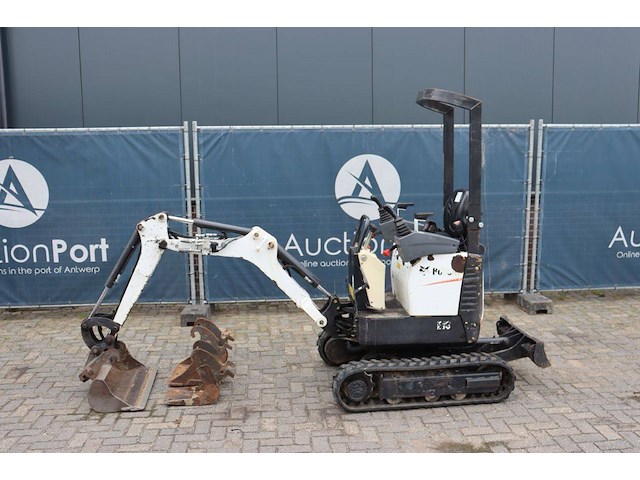 Minigraver bobcat e10-aaem diesel 7.5kw 2015 - afbeelding 1 van  1