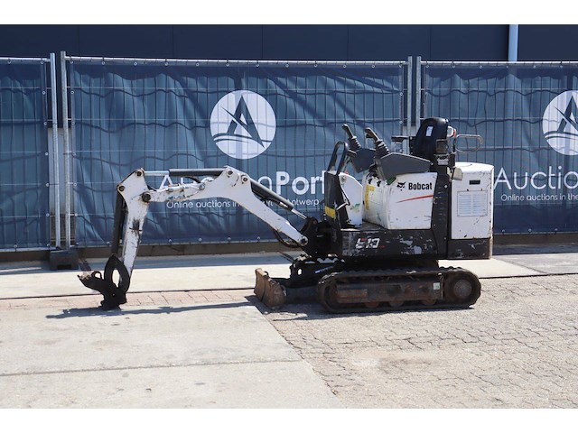 Minigraver bobcat e10 elektrisch + diesel 7.5kw 2015 - afbeelding 1 van  1